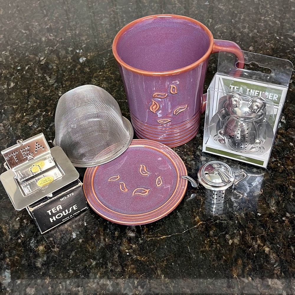 The Republic of Tea  Tea Mug, Strainer,Lid and 3 Tea Infusers